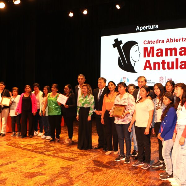 La UNSE presentó la Cátedra Abierta Mama…