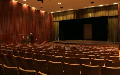 Nelly Tamer comparte una reflexión en el Día Mundial del Teatro: “el teatro nos recuerda una y otra vez quiénes somos realmente”