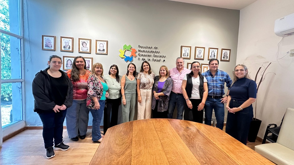 Equipos de la Facultad de Humanidades avanzan en una agenda compartida de trabajo