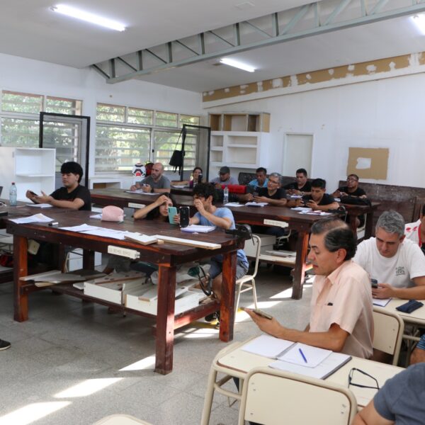 Comienzan las capacitaciones de “Santiago crece con&hellip;
