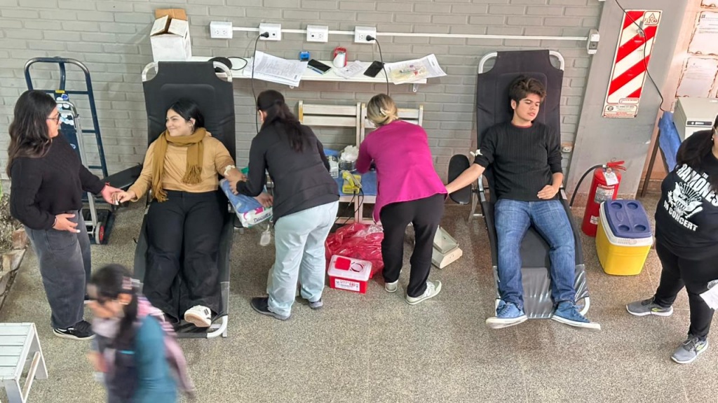 Exitosa jornada solidaria de donación de sangre en la Facultad de Humanidades