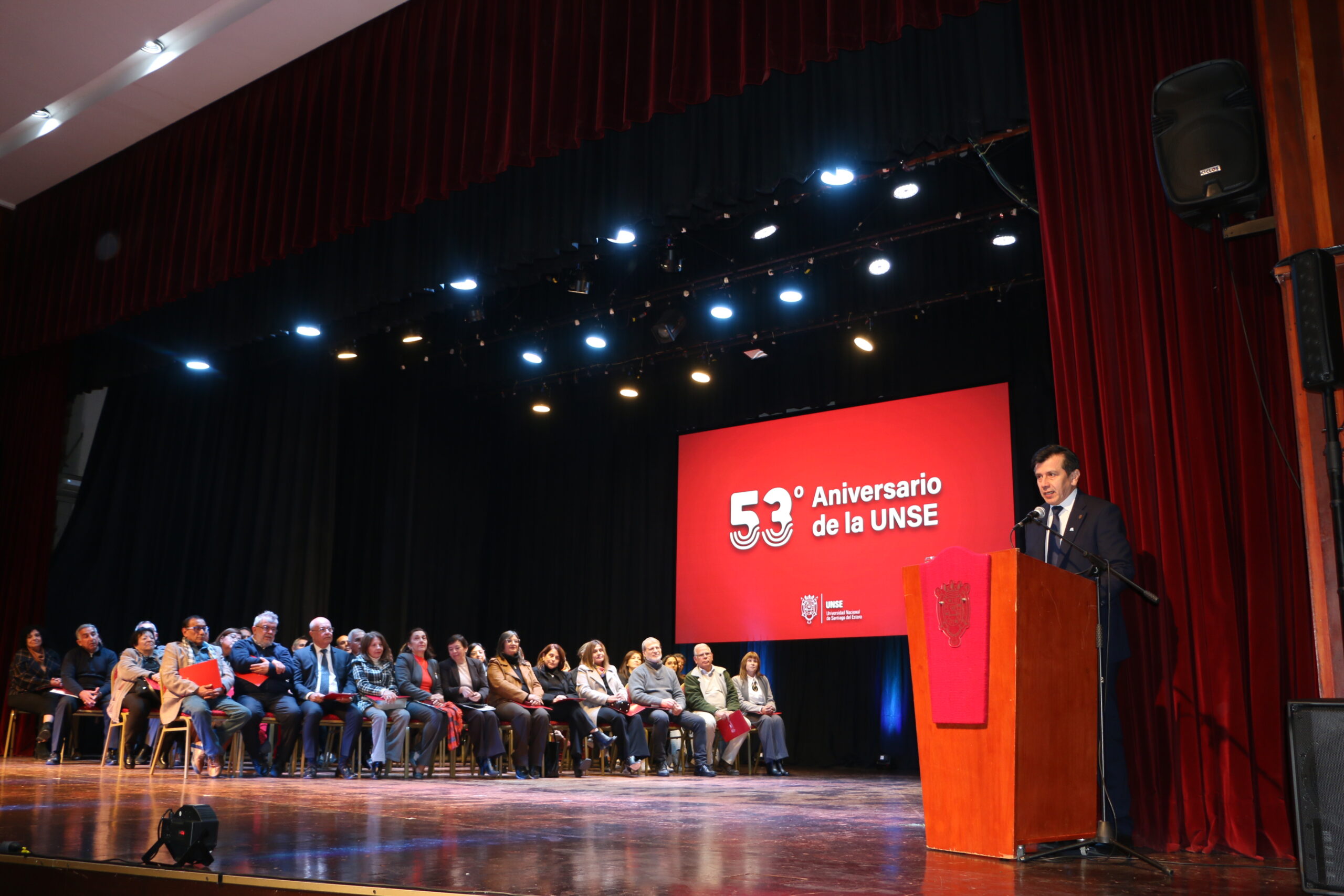Fuerte mensaje en defensa de la universidad pública en el acto por los 53 años de la UNSE