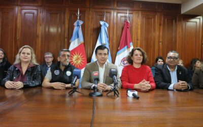 En defensa de la educación pública y la ciencia nacional, la UNSE se suma a la marcha federal