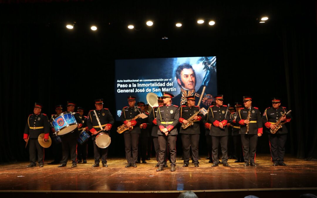 La comunidad UNSE celebró el acto institucional en conmemoración al General San Martín