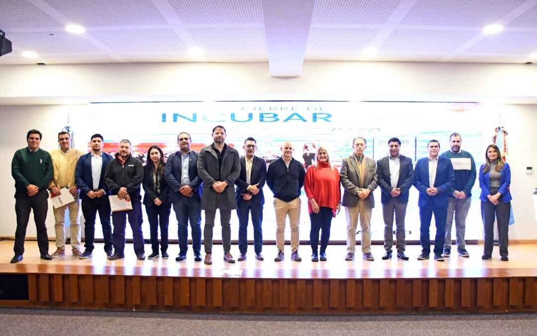 La UNSE presente en el cierre del Programa Incuba 2026