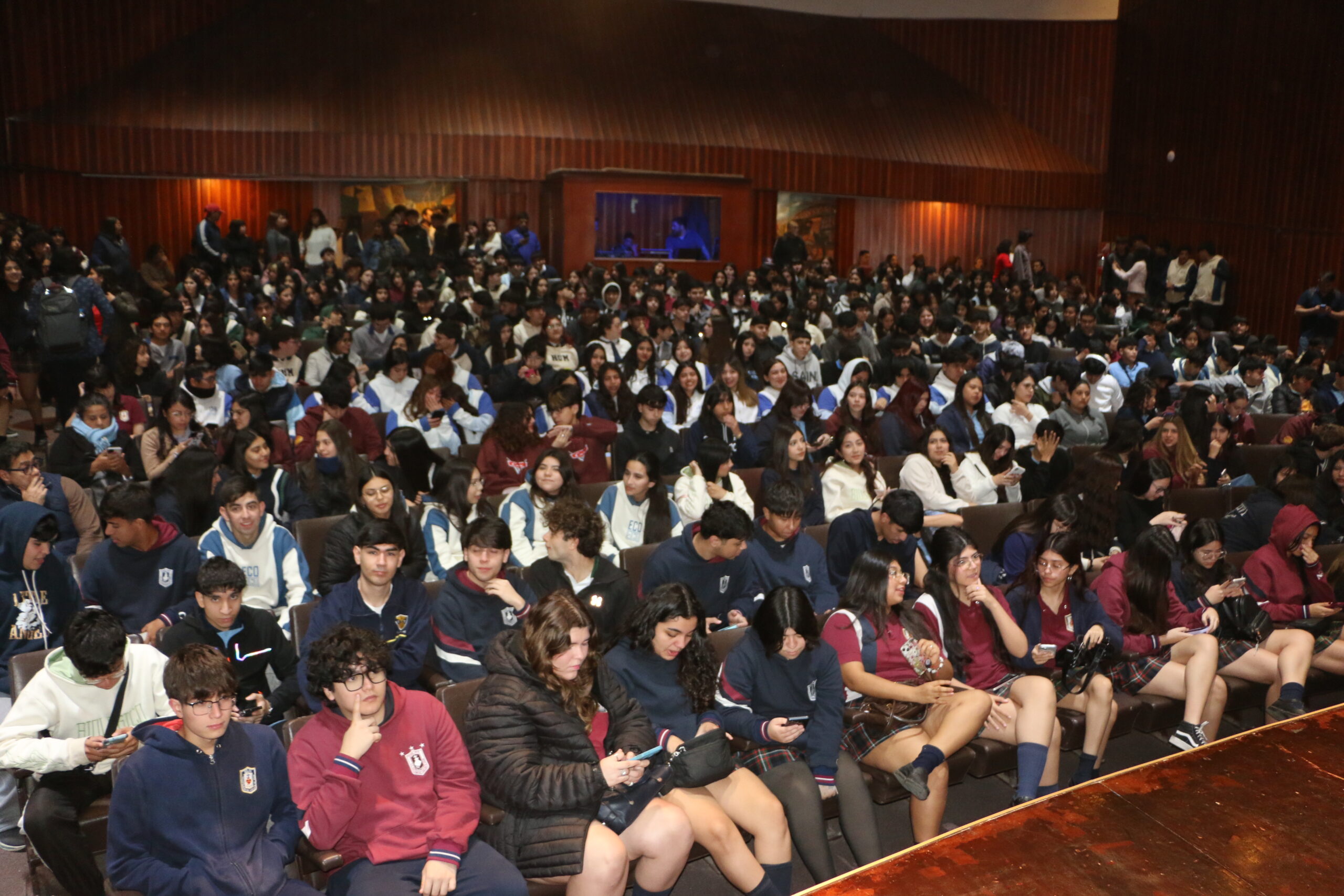 La UNSE abrió sus puertas a más 5 mil estudiantes de toda la provincia en una edición histórica