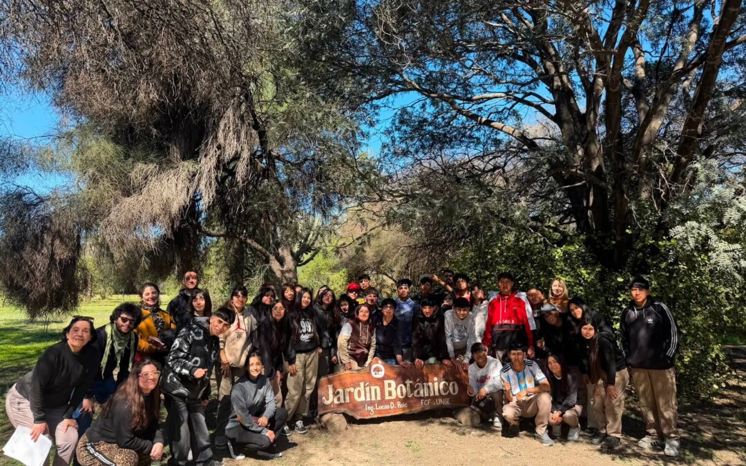 Estudiantes de Frías visitaron la Facultad de Ciencias Forestales en el marco de Aulas Forestales