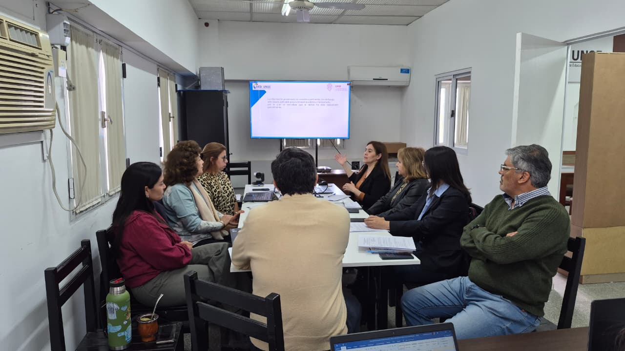 El SIED-UNSE avanza en criterios institucionales para evaluar aprendizajes a distancia